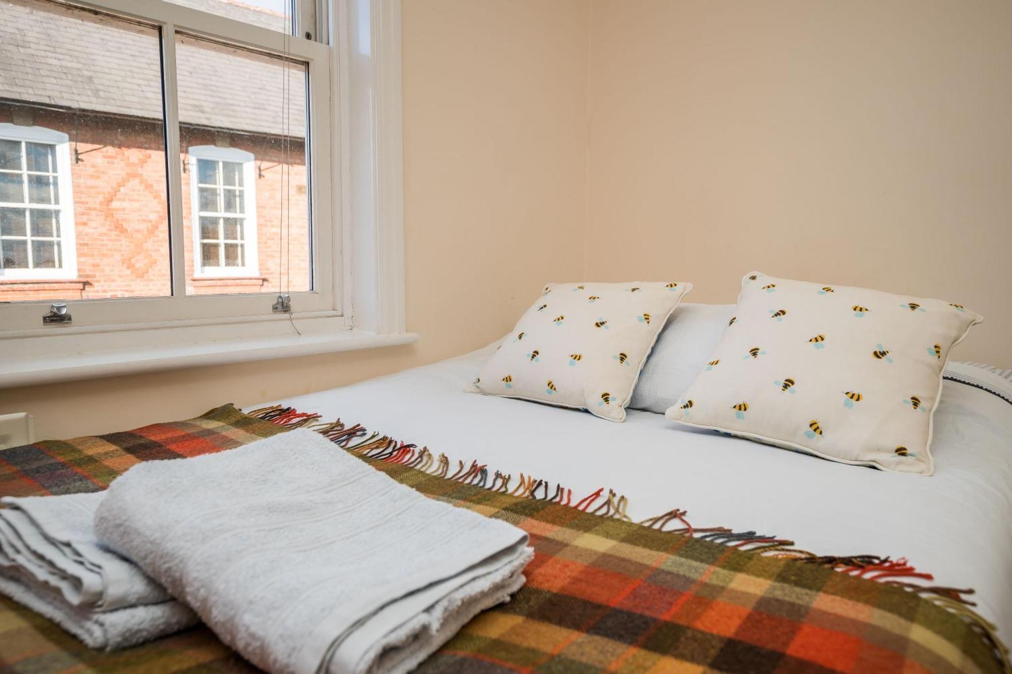 Hotel Spacious, 3 Bed House For 6 In Central Chester Exterior foto
